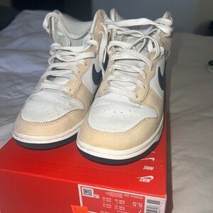 Women’s Nike Dunk High